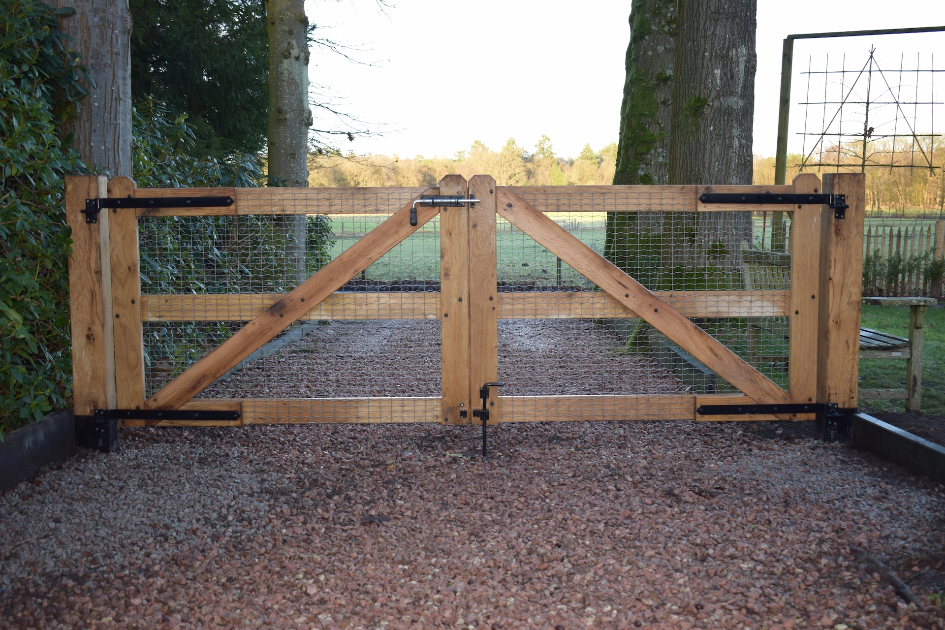 Eiken landelijke dubbele poort