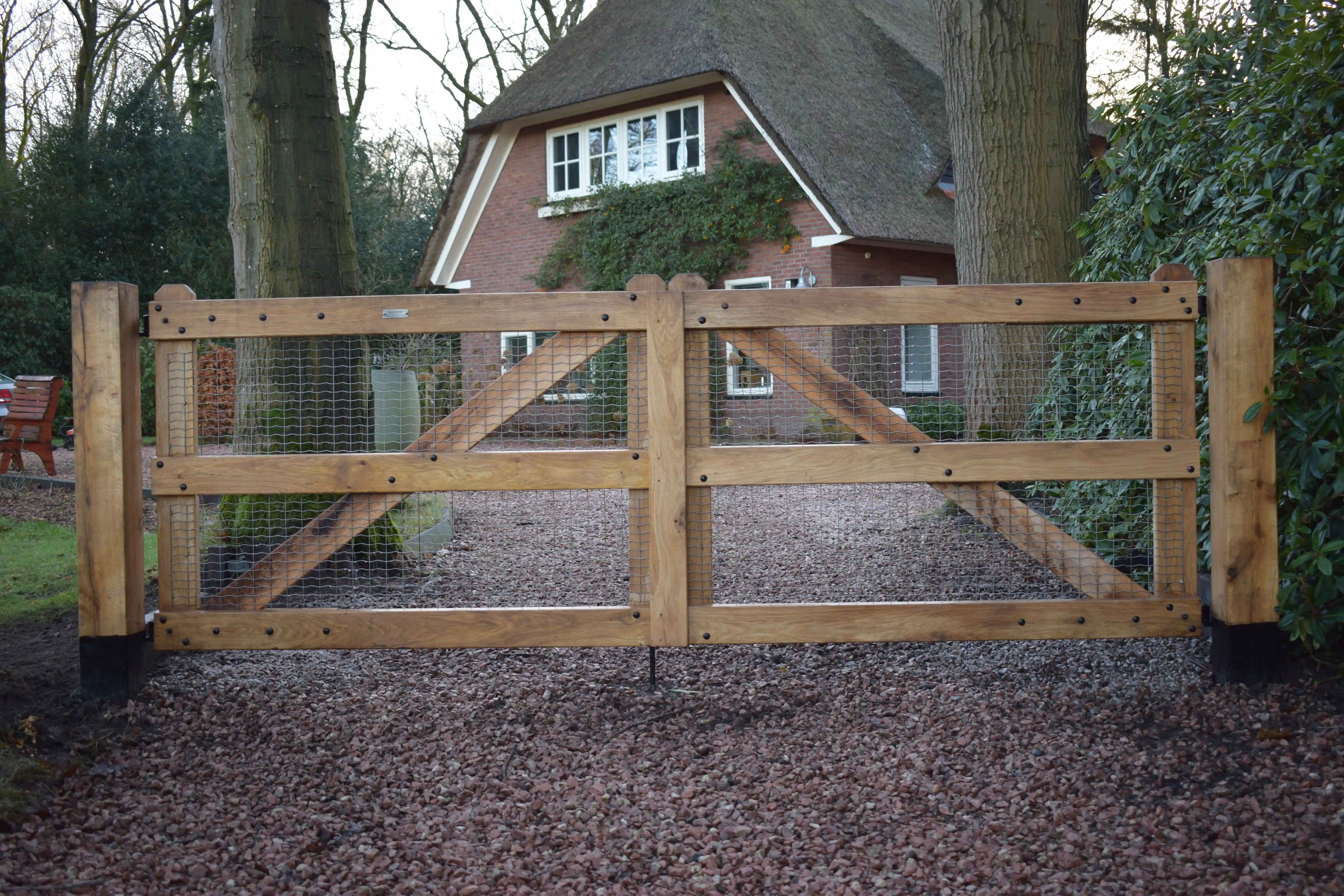 Eiken landelijke dubbele poort