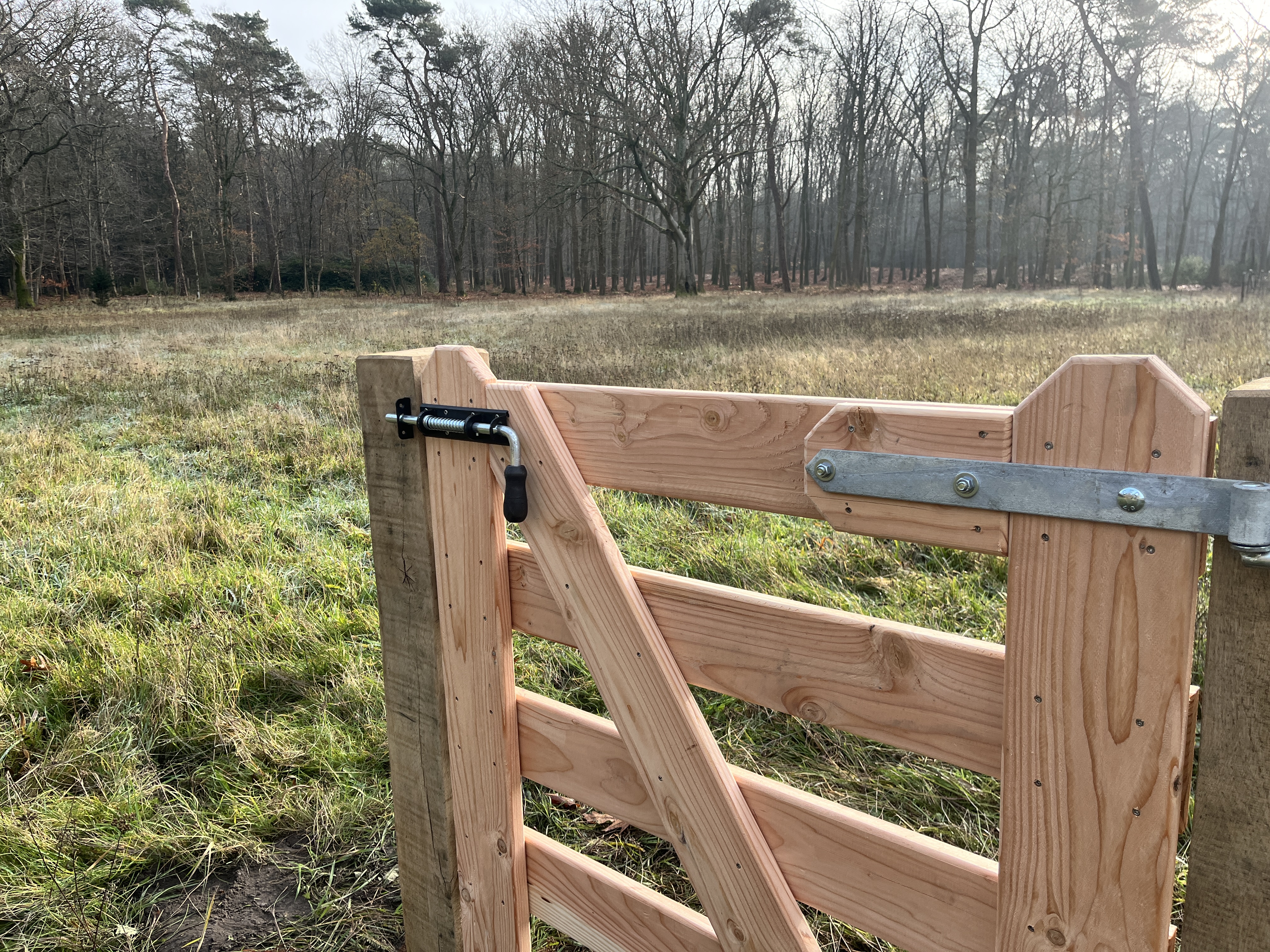 Douglas robuust looppoort.